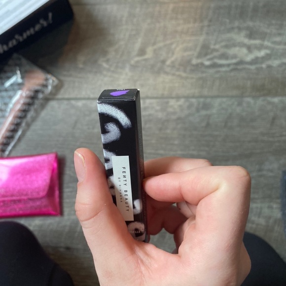 FENTY MATTEMESOILLE - Picture 2 of 3